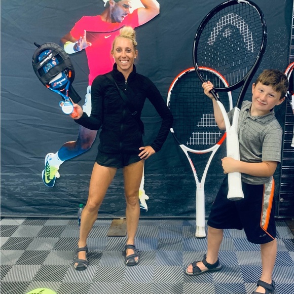 Meet your Posher, Allison - Picture 3 of 4